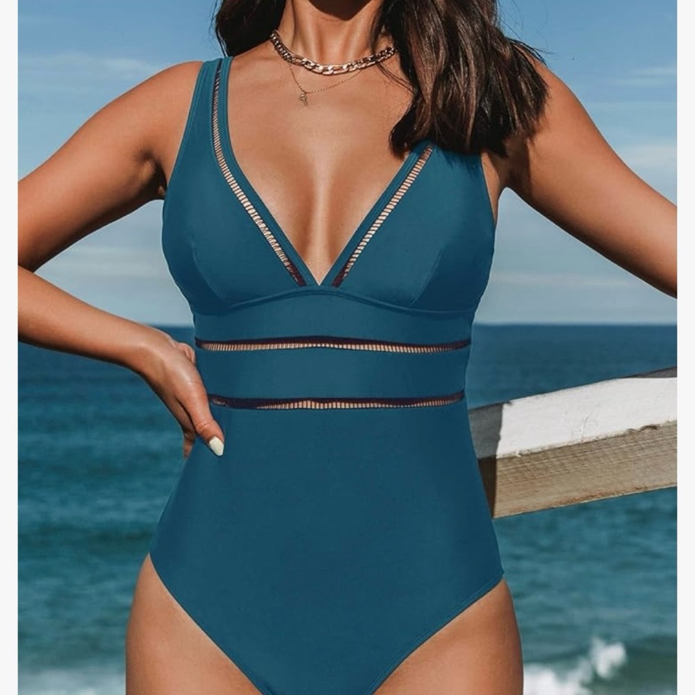 CUPSHE Women's One Piece Blue V Neck Swimsuit